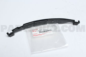 538770C010 BRACKET, FRONT FENDER LINER, RH
