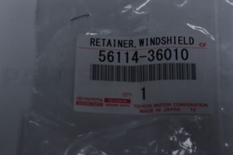 5611436010 Toyota RETAINER  WINDSHIELD