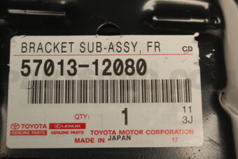 5701312080 Toyota BRACKET SUB-ASSY, FR