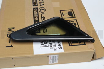 6211048040 WINDOW ASSY, FRONT SIDE FIX, RH