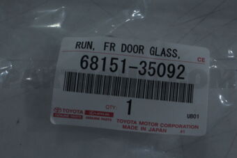 6815135092 Toyota RUN, FRONT DOOR GLASS, LH