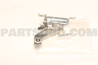 6831028101 Toyota ROLLER ASSY, SLIDE DOOR, UPPER RH