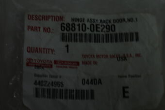 688100E290 HINGE ASSY  BACK
