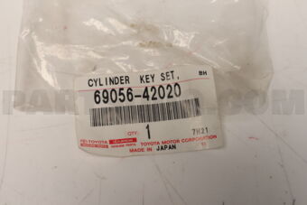 6905642020 Toyota CYLINDER &amp; KEY SET, GLOVE COMPARTMENT LOCK