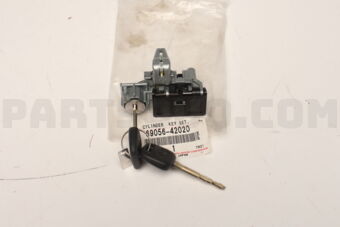 6905642020 Toyota CYLINDER &amp; KEY SET, GLOVE COMPARTMENT LOCK