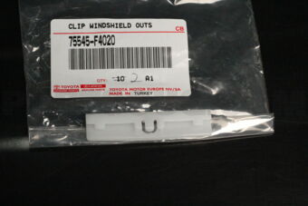 75545F4020 CLIP, WINDSHIELD
