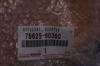 7662560360 Toyota MUDGUARD  QUARTER