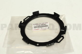 771440K040 RETAINER, FUEL PUMP