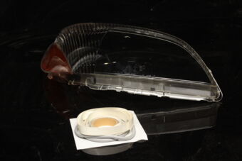 8113152170 Toyota HEAD LAMP LENS, RH
