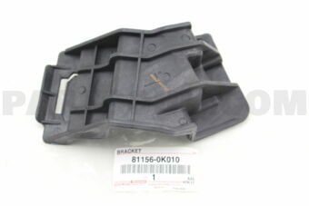 811560K010 BRACKET, HEADLAMP LH