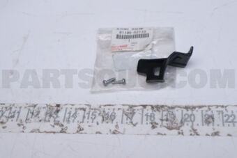 8119552110 Toyota RETAINER, RH HEADLAMP PROTECTOR, LWR RH