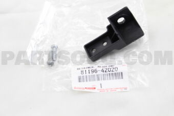 8119642020 RETAINER, LH HEADLAMP PROTECTOR, L