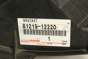 8121912220 BRACKET, FOG LAMP, RH
