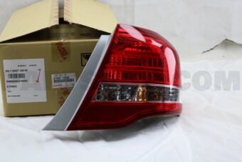 8155012B40 LAMP ASSY, REAR COMBINATION, RH