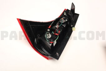 81550BZ220 Toyota LAMP ASSY  RR COMBIN