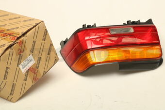 815511A821 LENS, REAR COMBINATION LAMP, RH