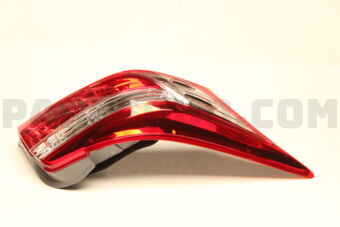 815600D440 Toyota LAMP ASSY, REAR COMBINATION, LH