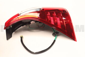 81560BZ220 Toyota LAMP ASSY  RR COMBIN