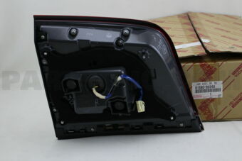 8158060260 LAMP ASSY, REAR, RH