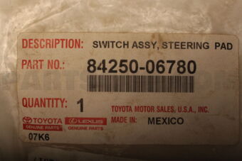 8425006780 SWITCH ASSY