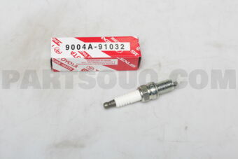 9004A91032 PLUG, SPARK