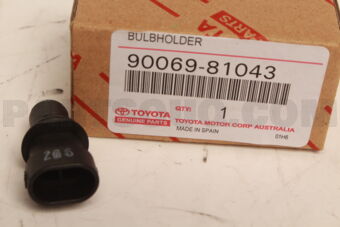 9006981043 Toyota SOCKET, CLEARANCE LAMP