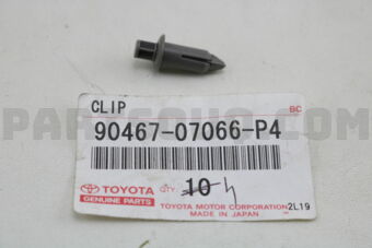 9046707066P4 CLIP(FOR FRONT DOOR TRIM BOARD)