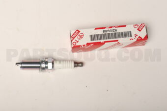 9091901236 Toyota PLUG SPARK