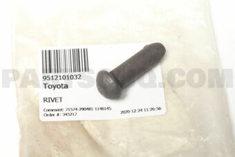 9512101032 RIVET