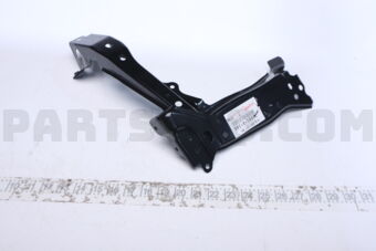 SU00301308 Toyota REINFORCEMENT, FRONT FENDER APRON, FRONT RH