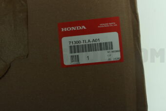 Honda 71300TLAA01 GRILLE ASSY., AIR SH