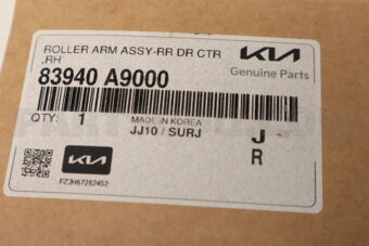 Hyundai / KIA 83940A9000 ROLLER ARM ASSY-RR DR CTR,RH