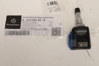 MERCEDES A0009058513 TIRE PRESSURE SENSOR