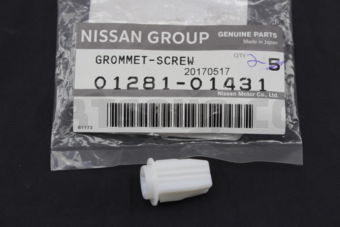 Nissan 0128101431 GROMMET