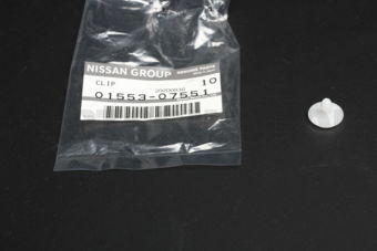 Nissan 0155307551 CLIP