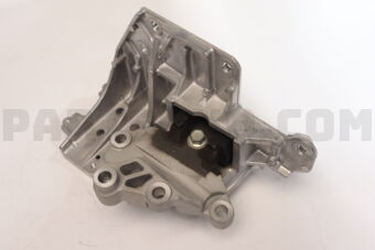 Nissan 11220ET81C INSUL ASSY-ENG