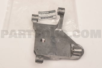 Nissan 11232EL00B BRACKET-ENGINE MOUNTING,RH
