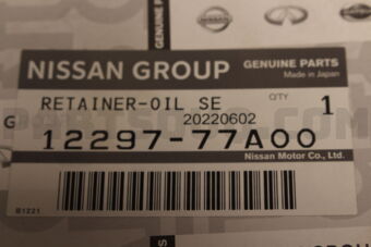 Nissan 1229777A00 RETAINER-OIL SEAL,REAR