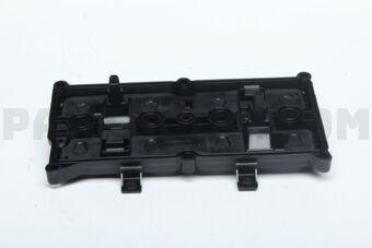 Nissan 132643RC0B COVER ASSY-VALVE ROCKER