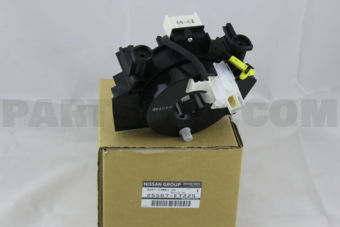 Nissan 25567ET225 BODY-COMBINATION SWITCH