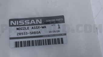 Nissan 289335RB0A NOZZLE COMPL-WI