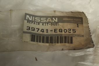 Nissan 39741EG025 REPAIR KIT-DUST BOOT,REAR DRIVE SHAFT