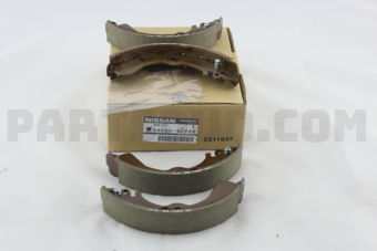Nissan 4406050Y25 SHOE SET-REAR BRAKE