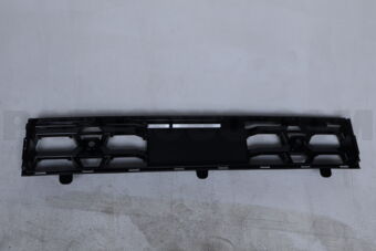 Nissan 622547KU0A GRILLE-FRONT BUMPER