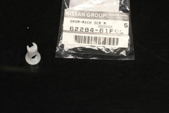 Nissan 6228481F00 GROMMET
