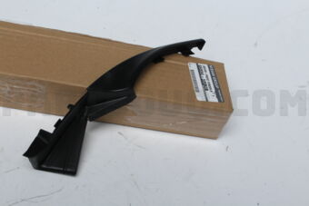 Nissan 668945RB0B COVER-FRFEDR,RH