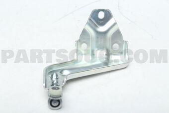 Nissan 824203XA0C ROLLER A S/DOOR