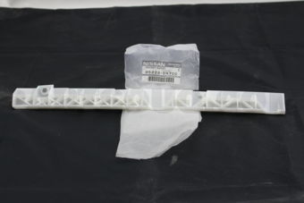 Nissan 852226N700 BRACKET-REAR BUMPER SIDE,RH