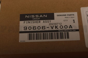 Nissan 90606VK00A FINISHER ASSY-REAR GATE