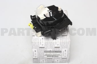 Nissan B5567CY70D BODY-COMBI SW